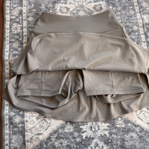 Uniqlo Airism Skort XS - Picture 2 of 3